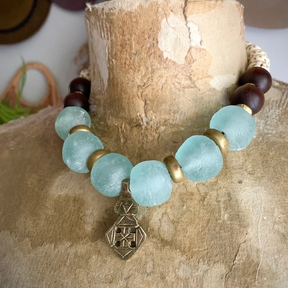 1900's ANTIQUE KROBO GHANA AFRICAN GLASS BEADED NECKLACE - Picture 8 of 10